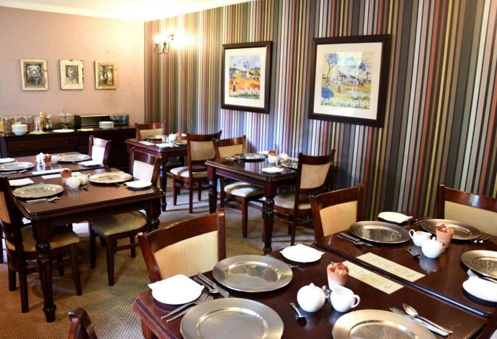 Lourie Lodge Сэндтон Экстерьер фото