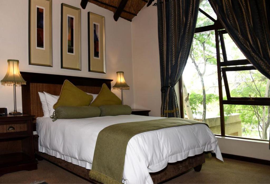 Lourie Lodge Сэндтон Экстерьер фото