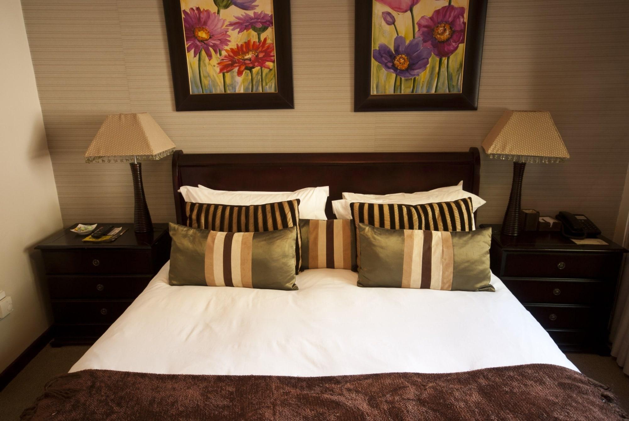 Lourie Lodge Сэндтон Экстерьер фото