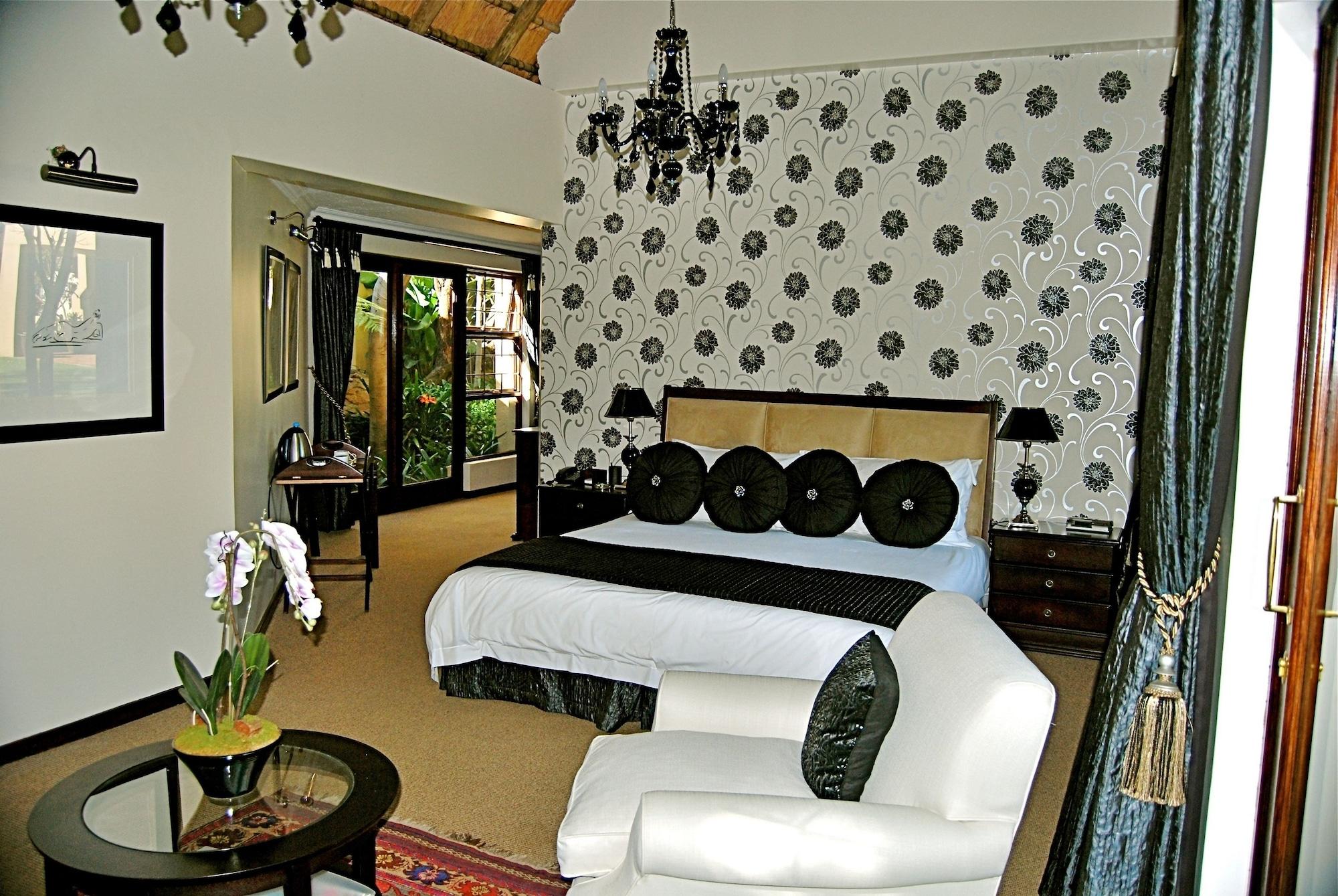 Lourie Lodge Сэндтон Экстерьер фото