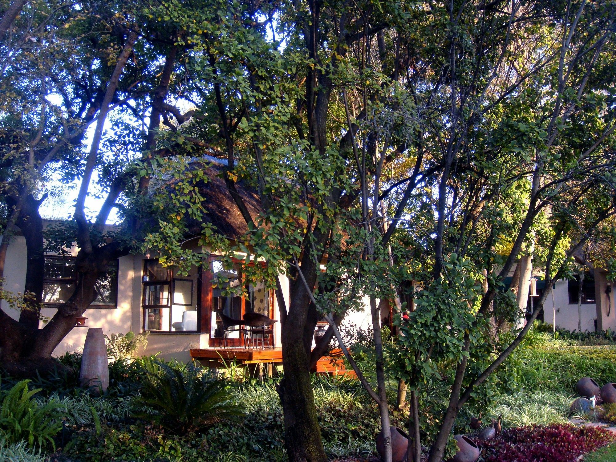 Lourie Lodge Сэндтон Экстерьер фото