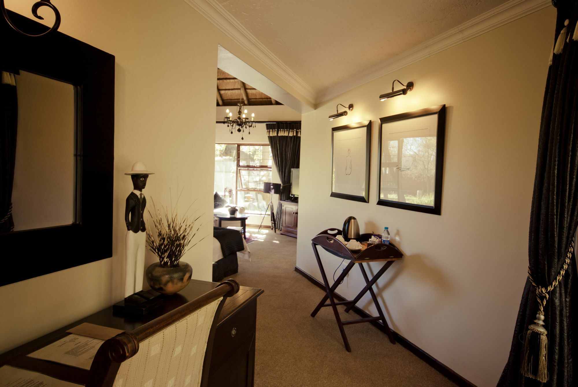Lourie Lodge Сэндтон Экстерьер фото