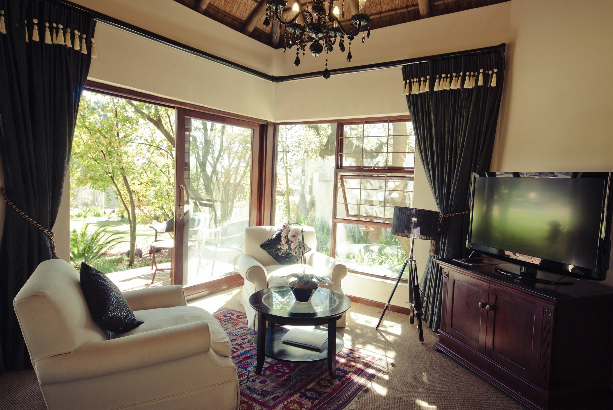Lourie Lodge Сэндтон Экстерьер фото